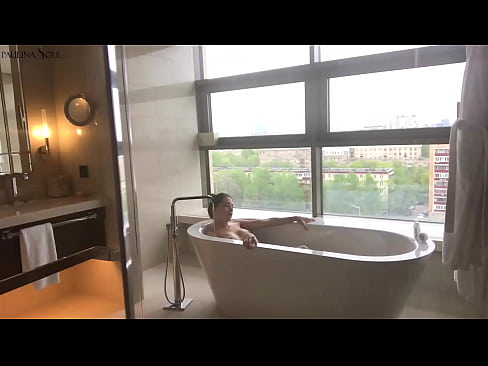 ❤️ Geweldige babe wat passievol haar poesie in die badkamer afruk ️❌ Gehaltepornografie op af.liporno.ru ☑